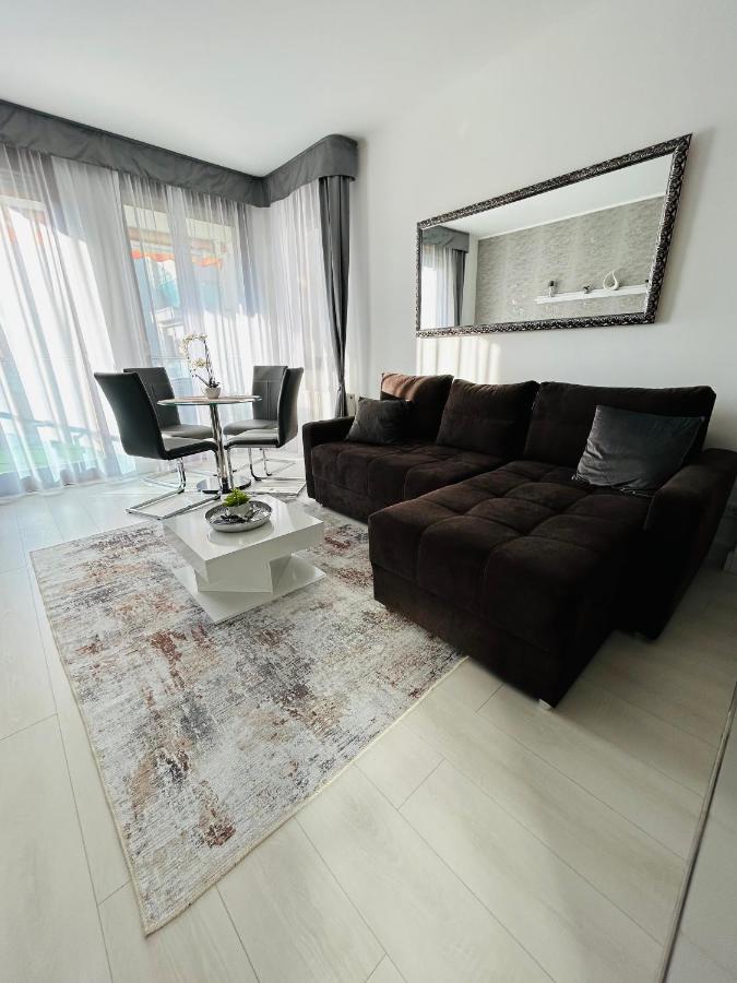 Marina Bay Apartman Будапеща Екстериор снимка